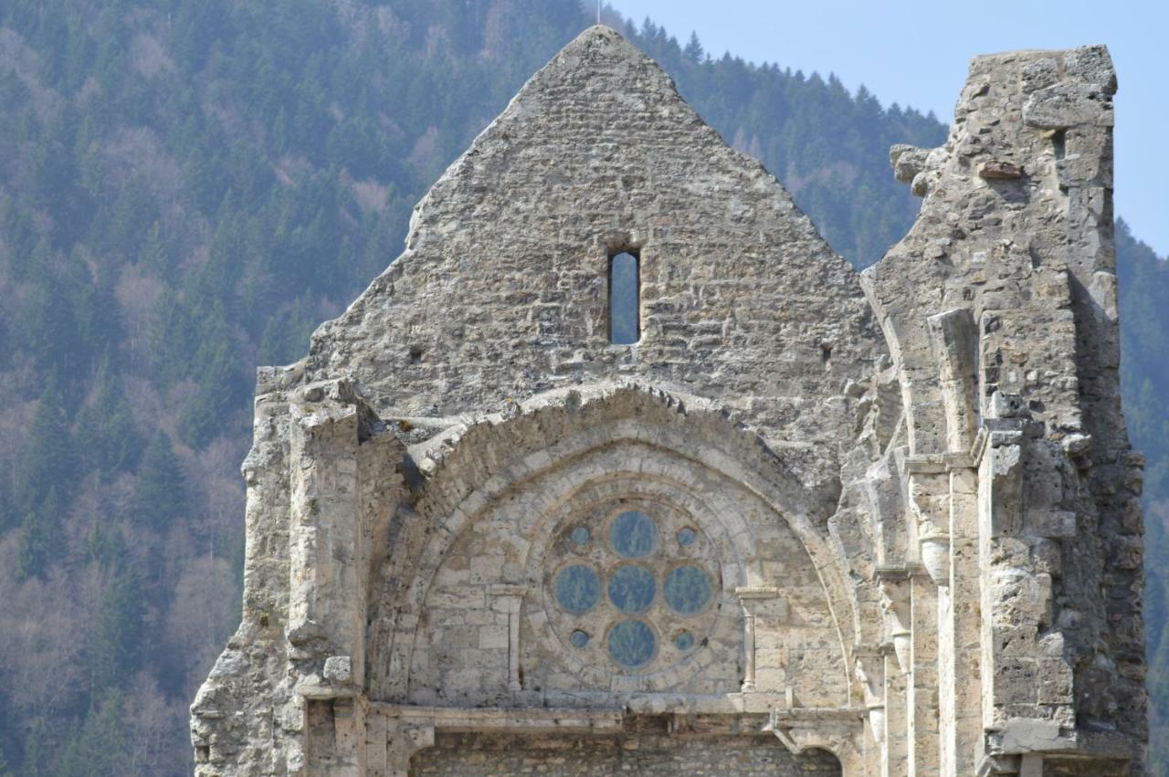 L'Ours Blanc Lodge Le Biot Εξωτερικό φωτογραφία